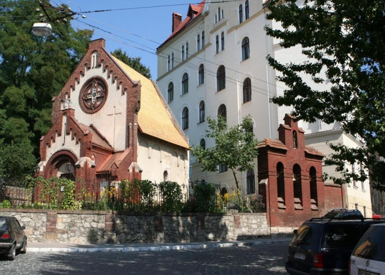 לבוב Міні-Апартаменти В Центрі Для 2-Х Гостей מראה חיצוני תמונה